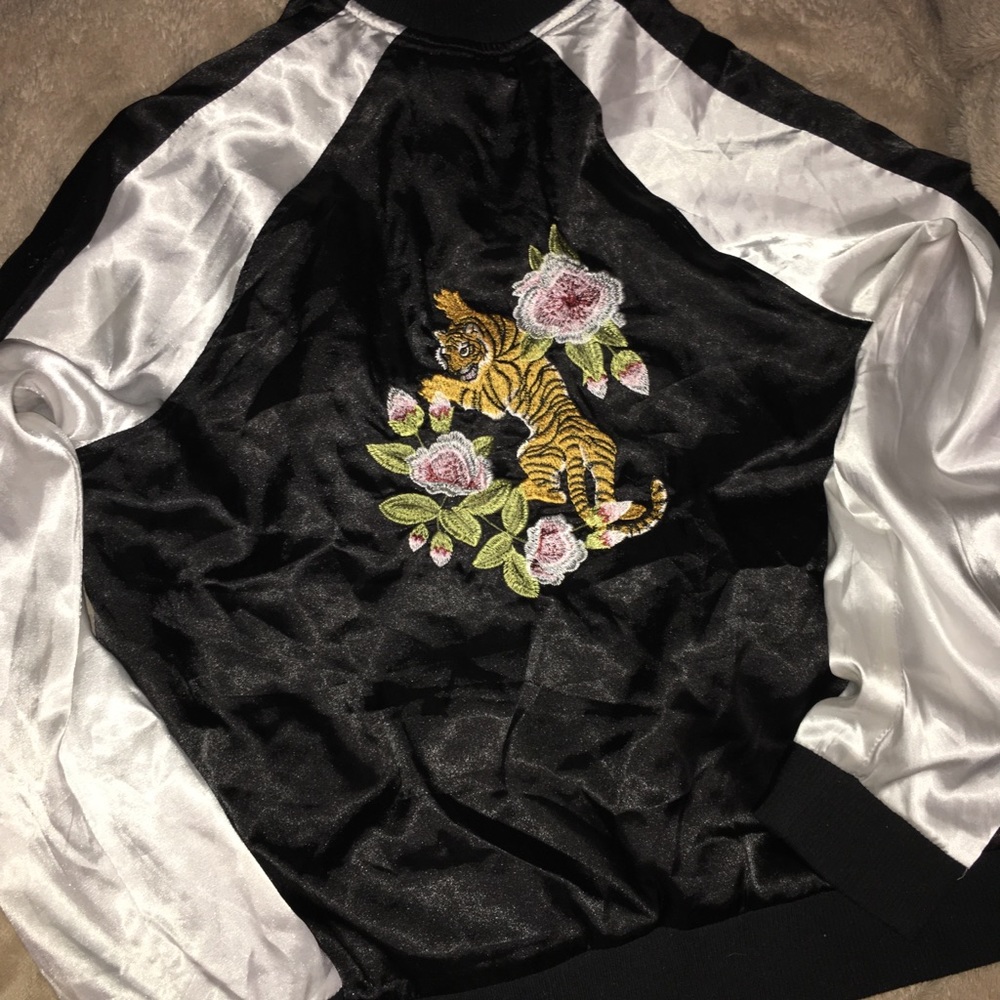 Bomber jacket